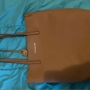 Michael kors tote/purse